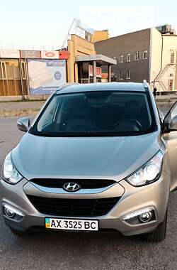 Внедорожник / Кроссовер Hyundai ix35 2010 в Харькове