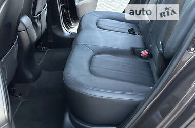 Внедорожник / Кроссовер Hyundai ix35 2011 в 