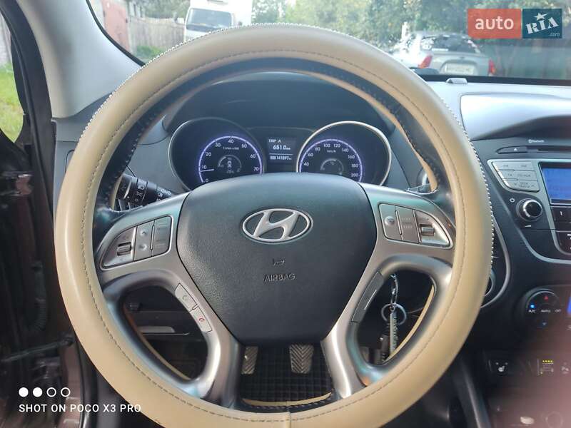 Позашляховик / Кросовер Hyundai ix35 2010 в Краматорську