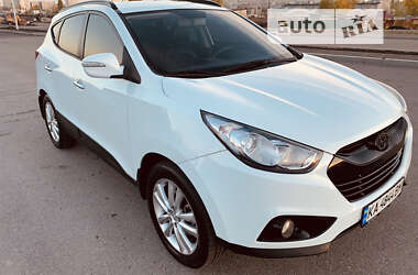 Внедорожник / Кроссовер Hyundai ix35 2010 в Киеве