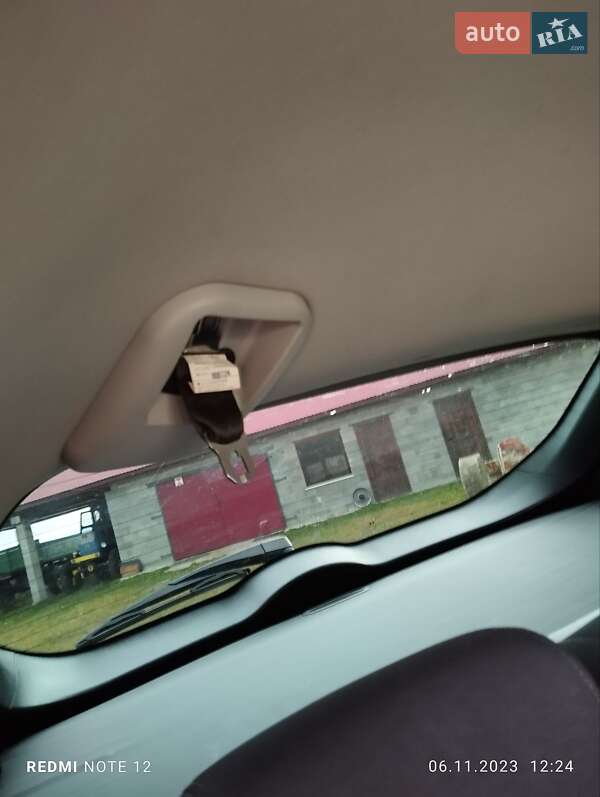 Внедорожник / Кроссовер Hyundai ix35 2010 в Ратным фото 54 Внедорожник / Кроссовер Hyundai ix35 2010 в Ратным