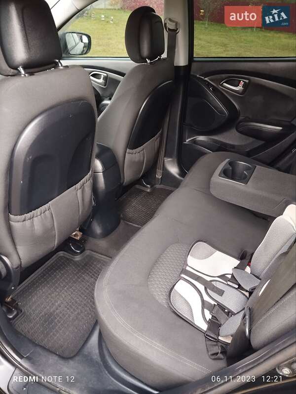 Внедорожник / Кроссовер Hyundai ix35 2010 в Ратным фото 58 Внедорожник / Кроссовер Hyundai ix35 2010 в Ратным