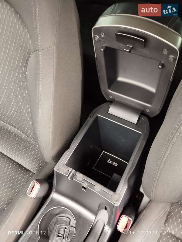 Внедорожник / Кроссовер Hyundai ix35 2010 в Ратным фото 61 Внедорожник / Кроссовер Hyundai ix35 2010 в Ратным