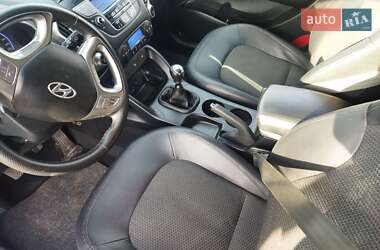 Внедорожник / Кроссовер Hyundai ix35 2011 в Звягеле