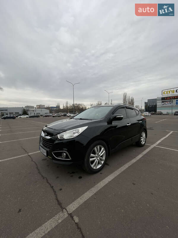 Позашляховик / Кросовер Hyundai ix35 2010 в Одесі
