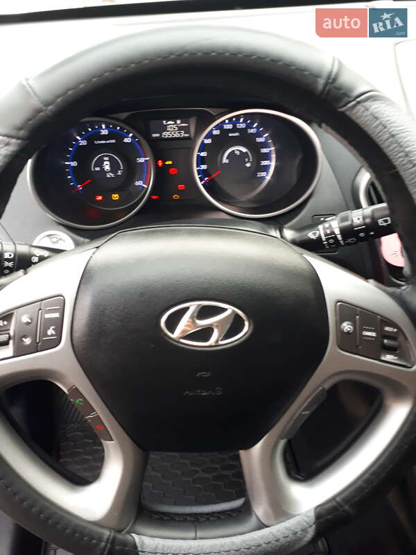 Внедорожник / Кроссовер Hyundai ix35 2014 в Ровно