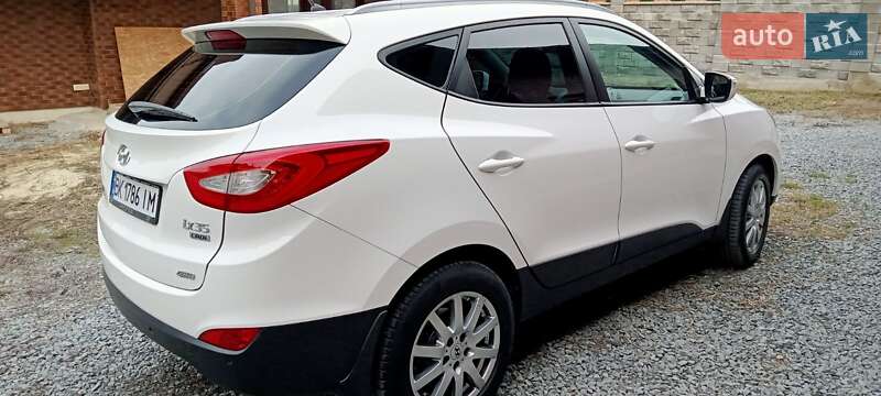 Внедорожник / Кроссовер Hyundai ix35 2014 в Ровно