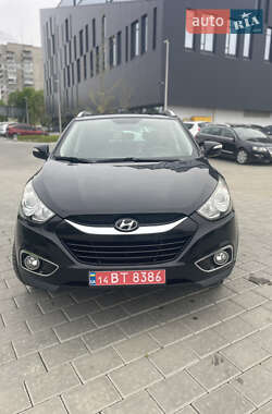Внедорожник / Кроссовер Hyundai ix35 2010 в Ровно