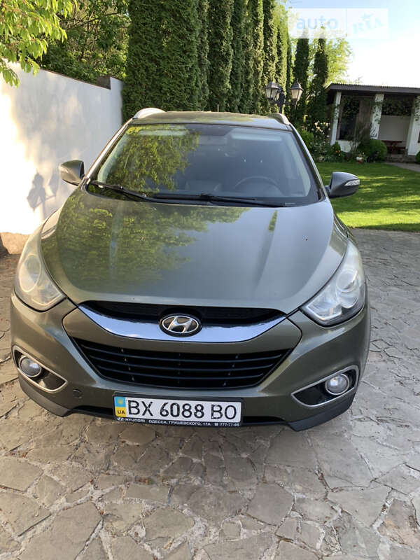 Позашляховик / Кросовер Hyundai ix35 2010 в Хмельницькому
