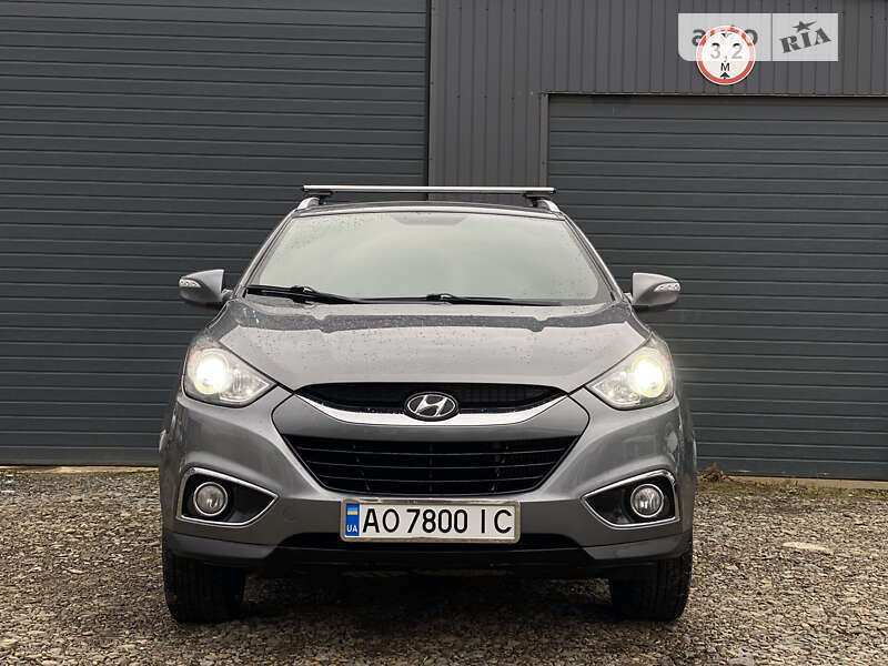 Позашляховик / Кросовер Hyundai ix35 2013 в Ужгороді