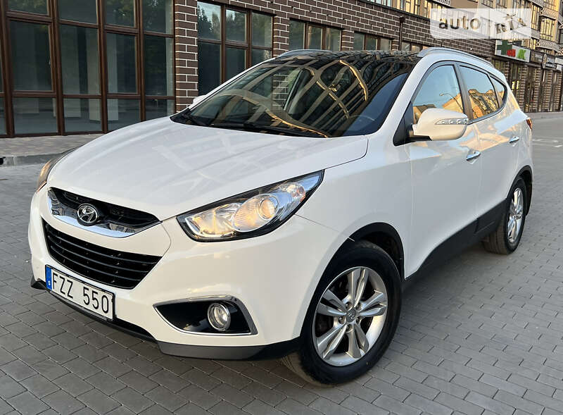 Внедорожник / Кроссовер Hyundai ix35 2013 в Хмельницком