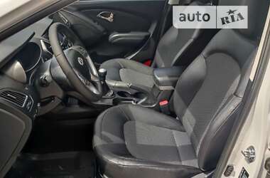 Внедорожник / Кроссовер Hyundai ix35 2012 в Харькове