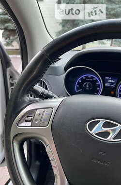 Внедорожник / Кроссовер Hyundai ix35 2012 в Киеве