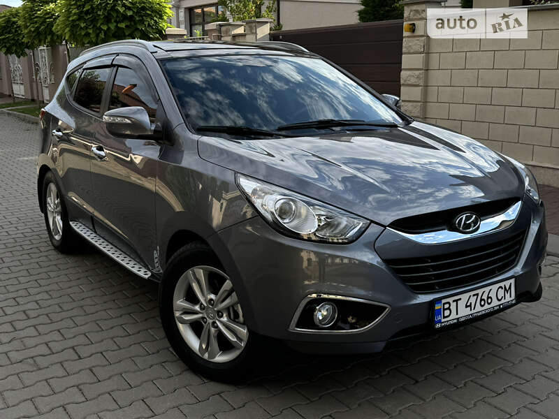 Позашляховик / Кросовер Hyundai ix35 2011 в Одесі