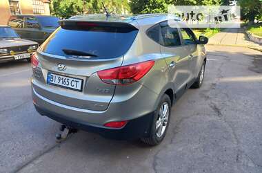 Внедорожник / Кроссовер Hyundai ix35 2010 в Полтаве