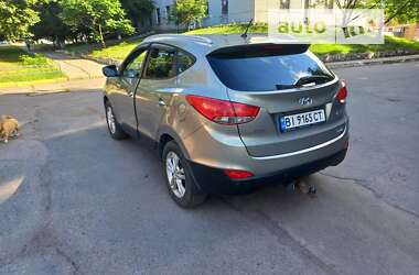 Внедорожник / Кроссовер Hyundai ix35 2010 в Полтаве