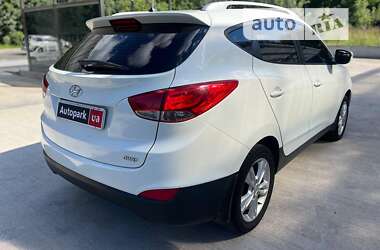 Внедорожник / Кроссовер Hyundai ix35 2010 в Киеве