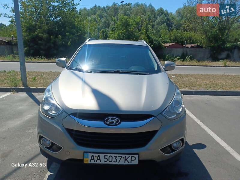 Позашляховик / Кросовер Hyundai ix35 2011 в Києві