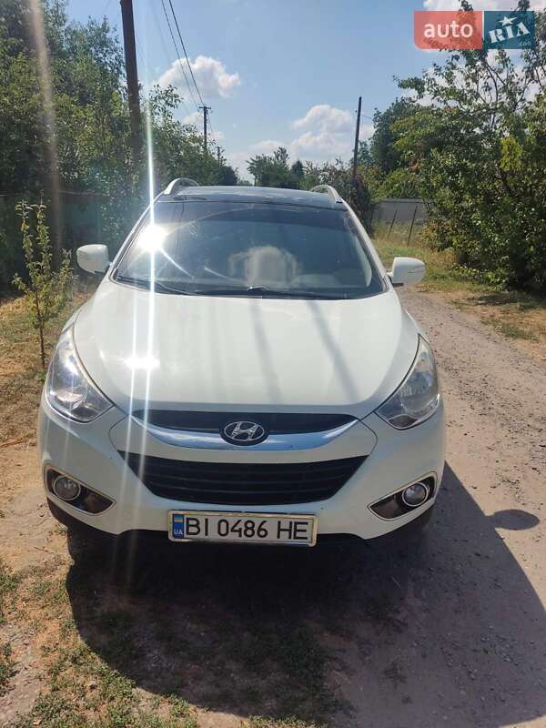 Позашляховик / Кросовер Hyundai ix35 2011 в Карлівці