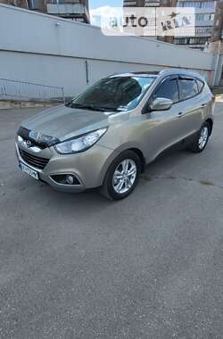 Внедорожник / Кроссовер Hyundai ix35 2010 в Харькове