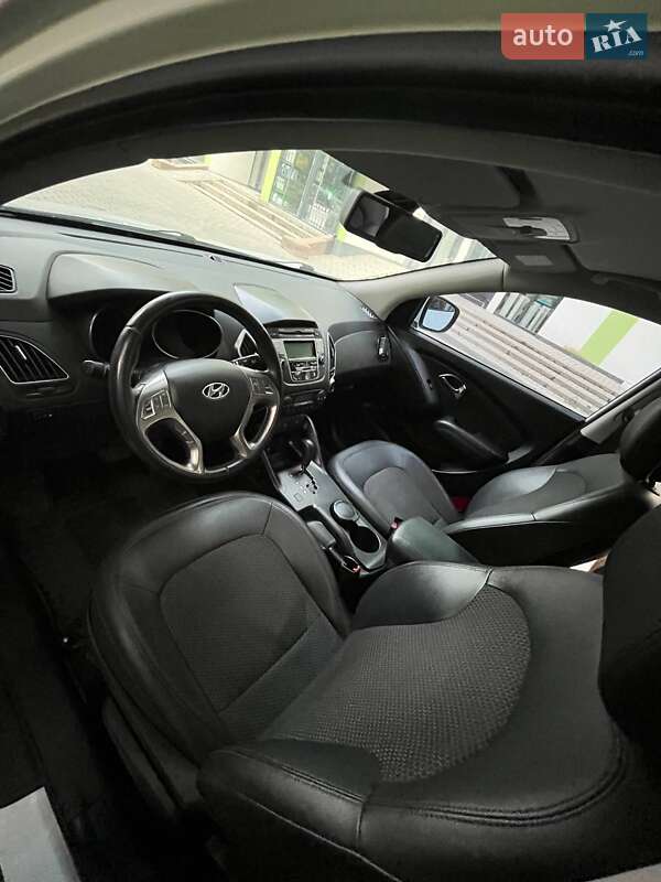 Внедорожник / Кроссовер Hyundai ix35 2011 в Черкассах