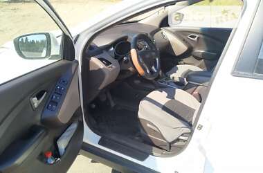 Внедорожник / Кроссовер Hyundai ix35 2010 в Киеве