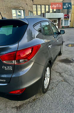 Внедорожник / Кроссовер Hyundai ix35 2012 в Шепетовке