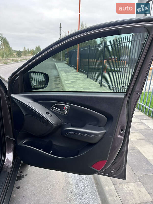 Позашляховик / Кросовер Hyundai ix35 2012 в Софіївській Борщагівці