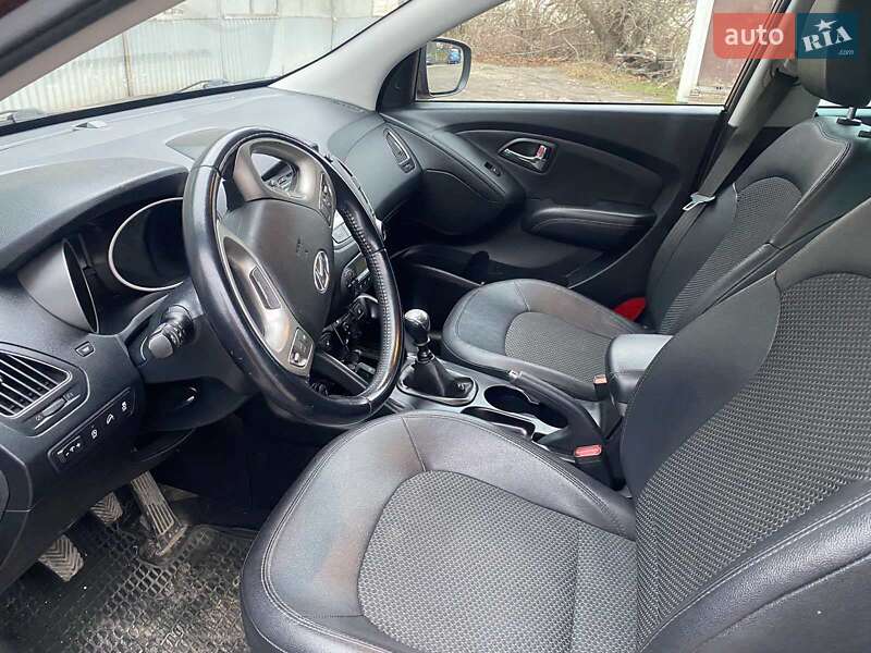 Позашляховик / Кросовер Hyundai ix35 2013 в Тернополі