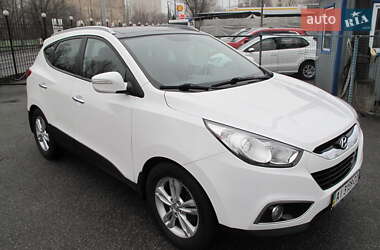 Внедорожник / Кроссовер Hyundai ix35 2012 в 