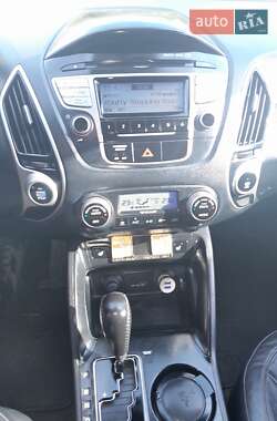 Внедорожник / Кроссовер Hyundai ix35 2010 в Одессе