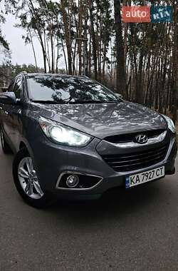 Позашляховик / Кросовер Hyundai ix35 2011 в 