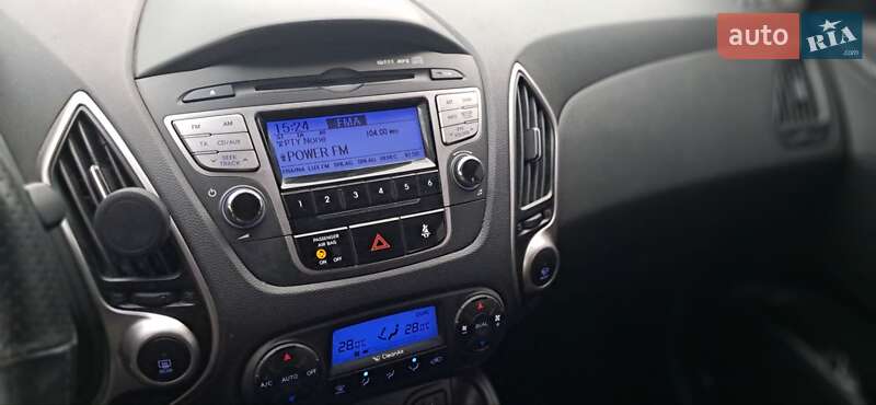 Позашляховик / Кросовер Hyundai ix35 2011 в Києві
