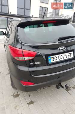 Позашляховик / Кросовер Hyundai ix35 2010 в Тернополі