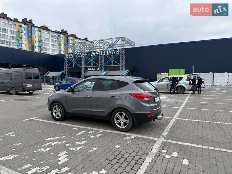Внедорожник / Кроссовер Hyundai ix35 2011 в Ивано-Франковске