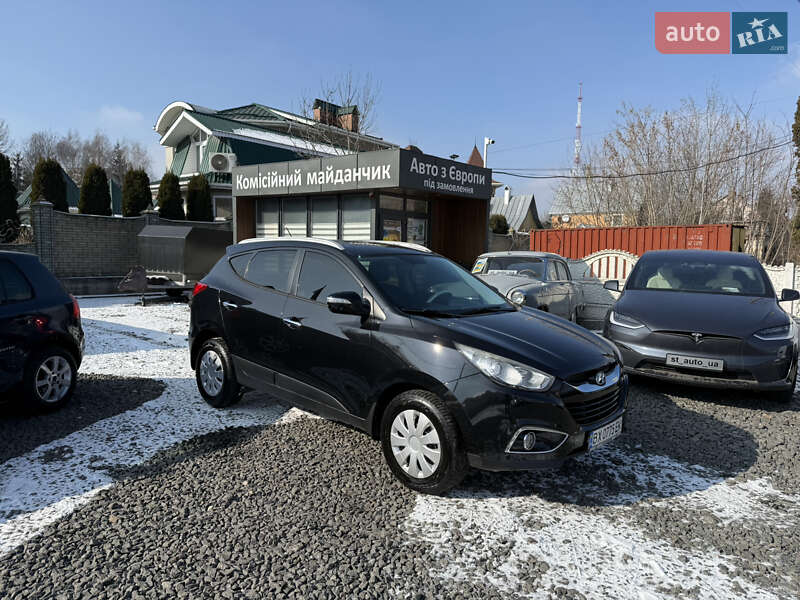 Внедорожник / Кроссовер Hyundai ix35 2011 в Хмельницком