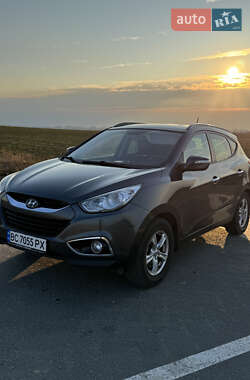 Внедорожник / Кроссовер Hyundai ix35 2010 в Городке