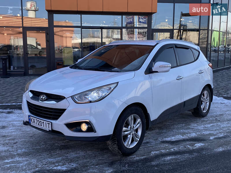 Позашляховик / Кросовер Hyundai ix35 2011 в Києві