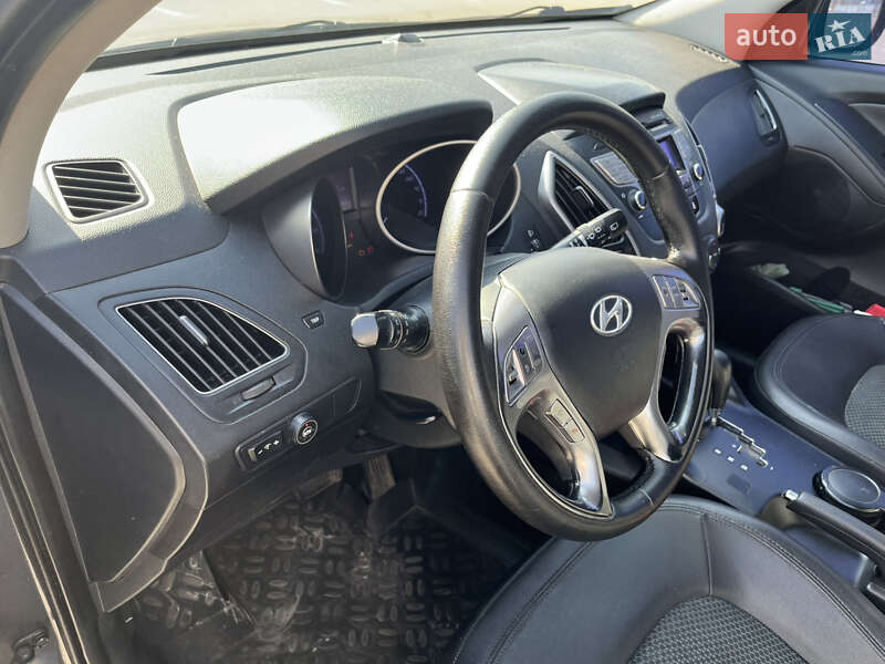 Позашляховик / Кросовер Hyundai ix35 2011 в Полтаві