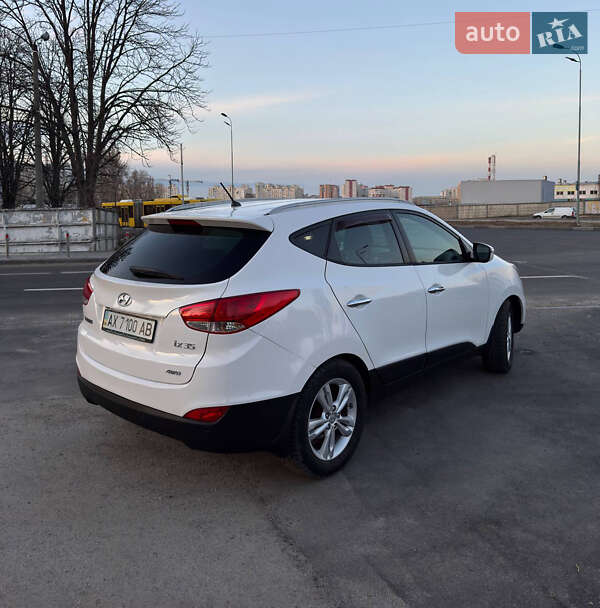 Позашляховик / Кросовер Hyundai ix35 2012 в Харкові