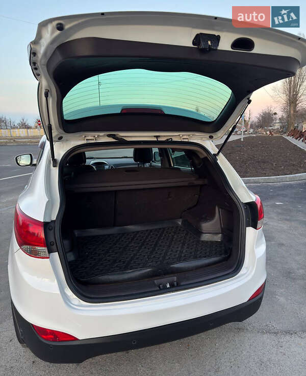 Позашляховик / Кросовер Hyundai ix35 2012 в Харкові