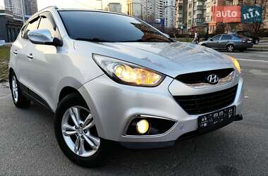 Позашляховик / Кросовер Hyundai ix35 2011 в 