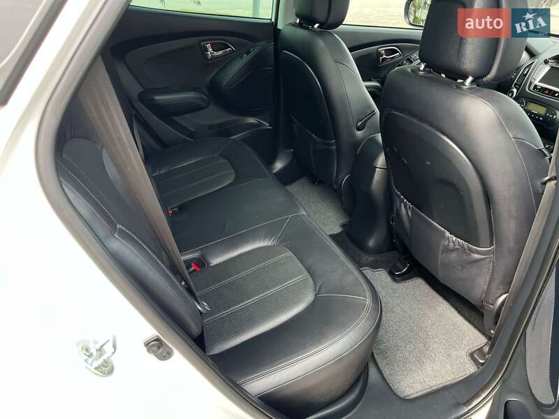 Внедорожник / Кроссовер Hyundai ix35 2011 в Луцке
