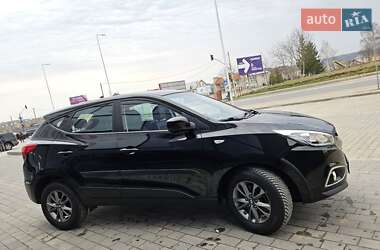 Внедорожник / Кроссовер Hyundai ix35 2014 в 