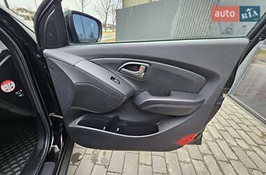 Внедорожник / Кроссовер Hyundai ix35 2014 в 
