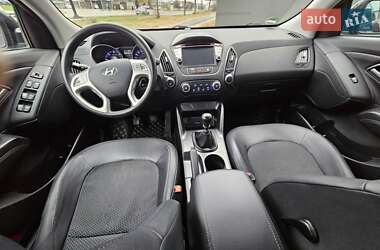 Внедорожник / Кроссовер Hyundai ix35 2014 в 