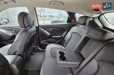 Внедорожник / Кроссовер Hyundai ix35 2014 в 