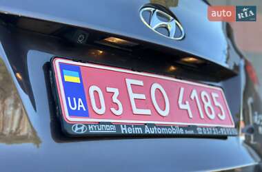 Позашляховик / Кросовер Hyundai ix35 2012 в 