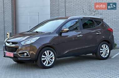 Позашляховик / Кросовер Hyundai ix35 2012 в 
