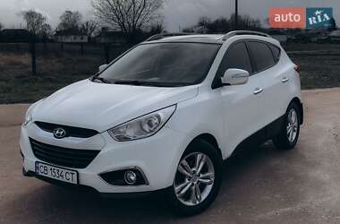Позашляховик / Кросовер Hyundai ix35 2010 в 